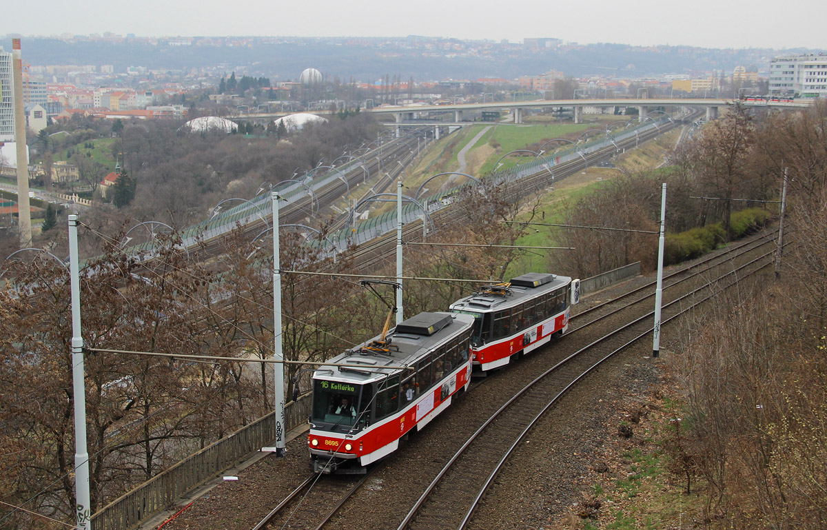 Praga, Tatra T6A5 Nr 8695