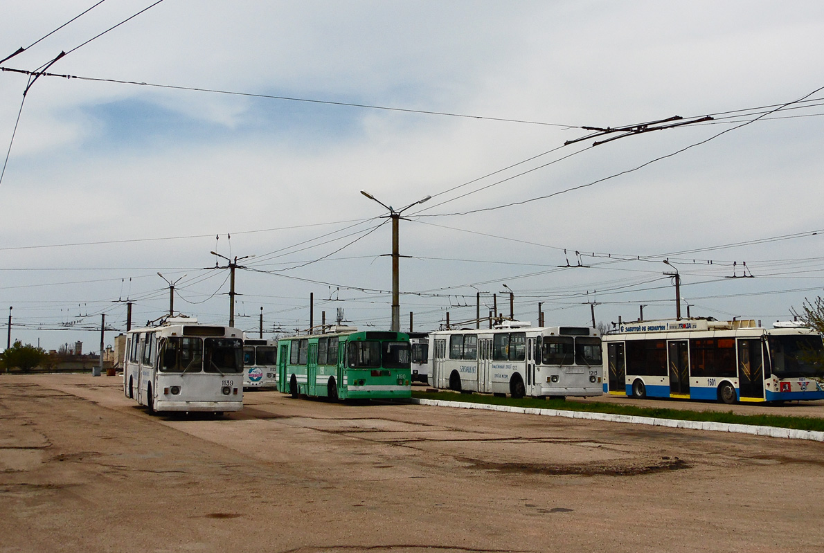 Севастополь, ЗиУ-682В [В00] № 1139; Севастополь, ЗиУ-682Г [Г00] № 1190; Севастополь, ЗиУ-682Г [Г00] № 1213; Севастополь — Разные фотографии