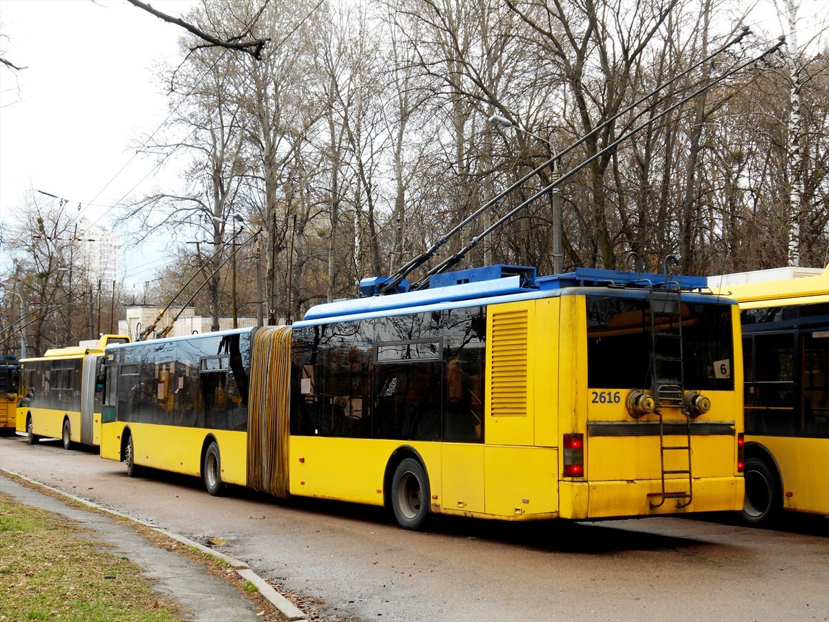 Киев, ЛАЗ E301D1 № 2616