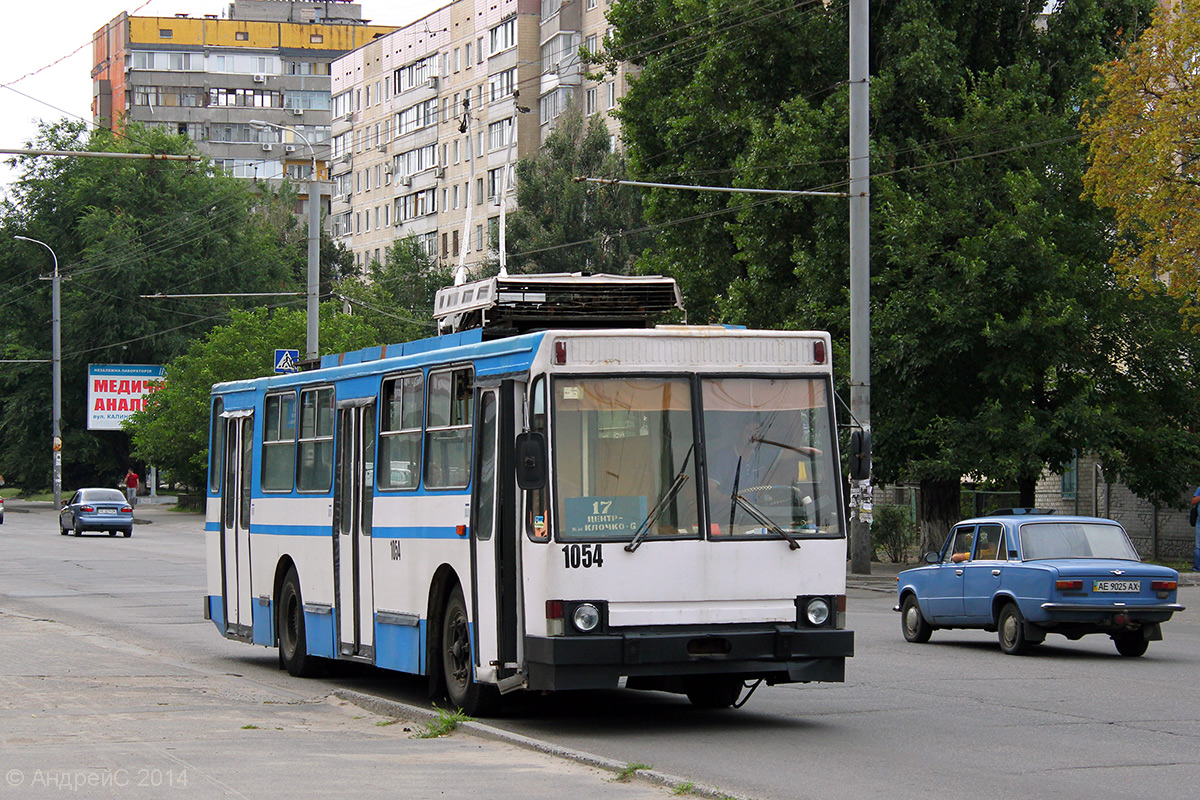 Днепр, ЮМЗ Т1Р (Т2П) № 1054