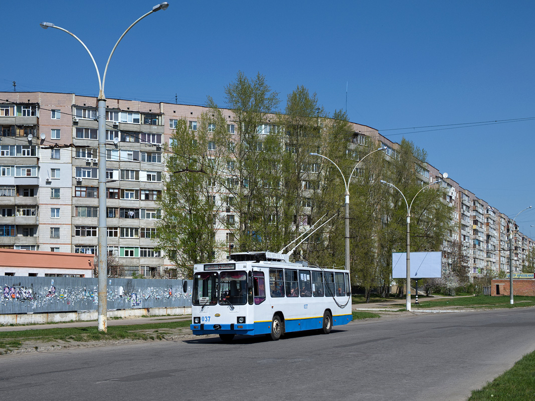 Сумы, ЮМЗ Т2 № 037