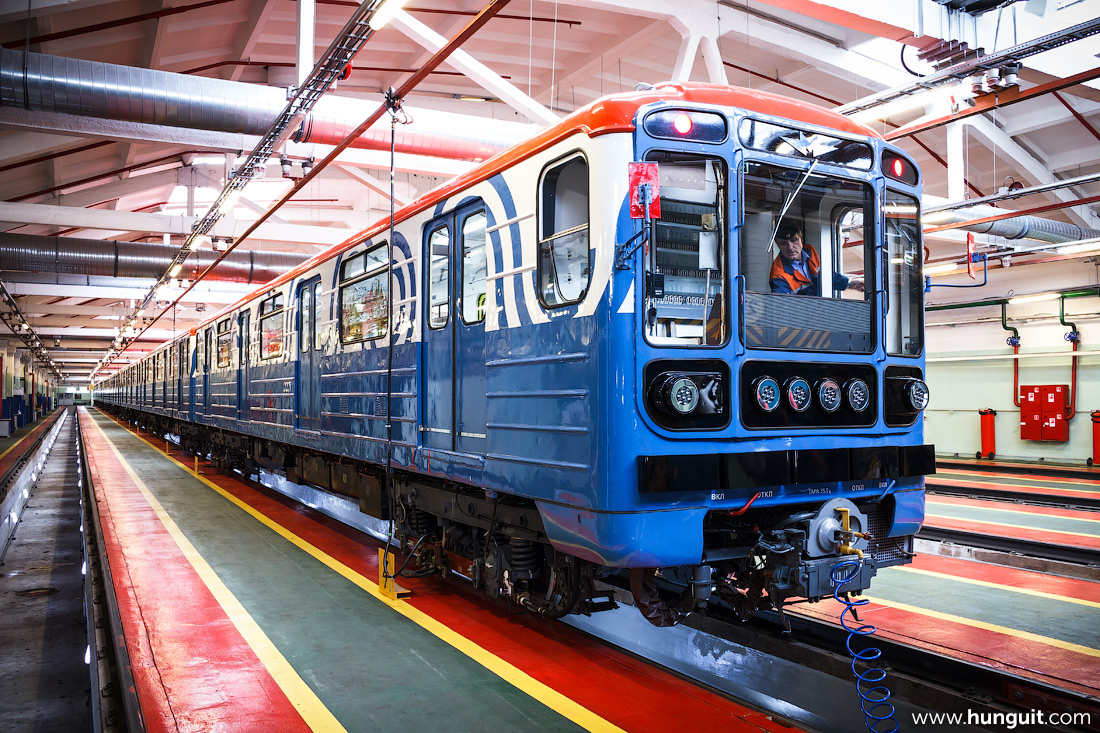 Москва, 81-717 (ММЗ) № 0001