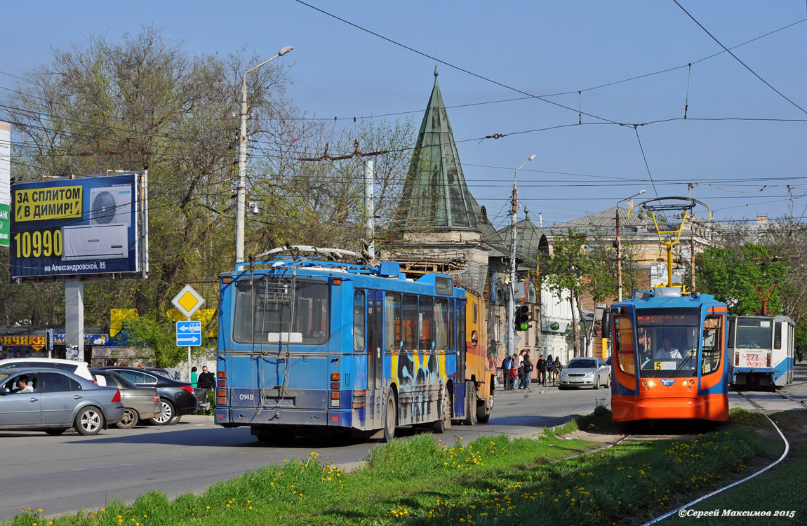 Таганрог, DAF Den Oudsten B79T-KM560 / Kiepe № 0148