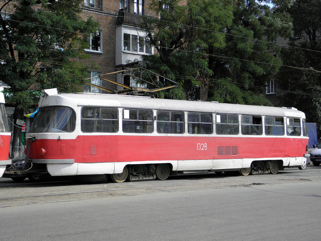 Днепр, Tatra T3SU № 1328