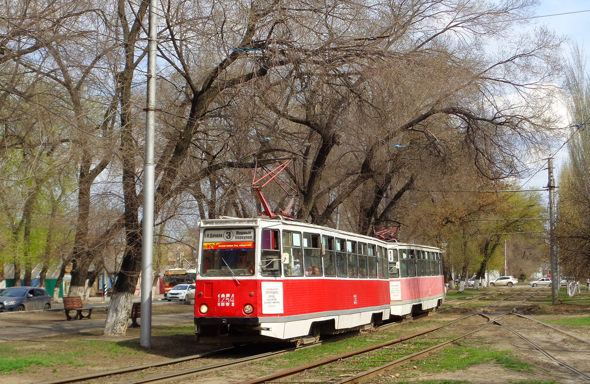 Saratov, 71-605 (KTM-5M3) Br. 1254