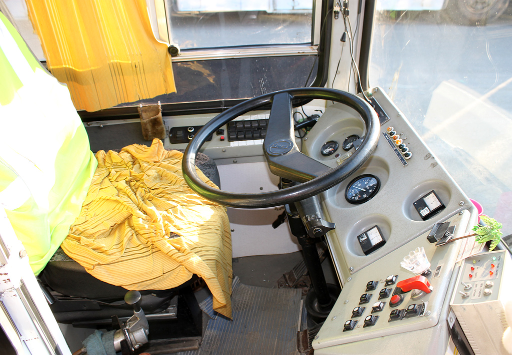 Chelyabinsk, LiAZ-5280 (VZTM) # 2552