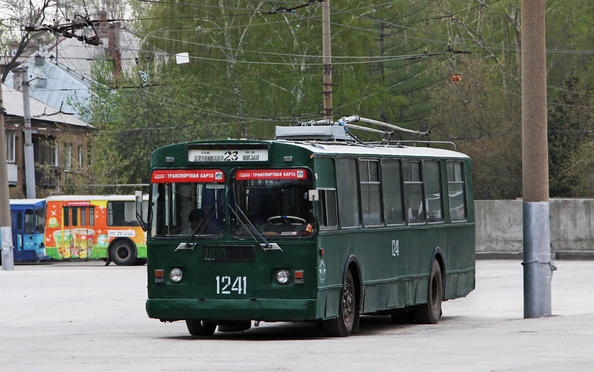 Новосибирск, ЗиУ-682Г [Г00] № 1241
