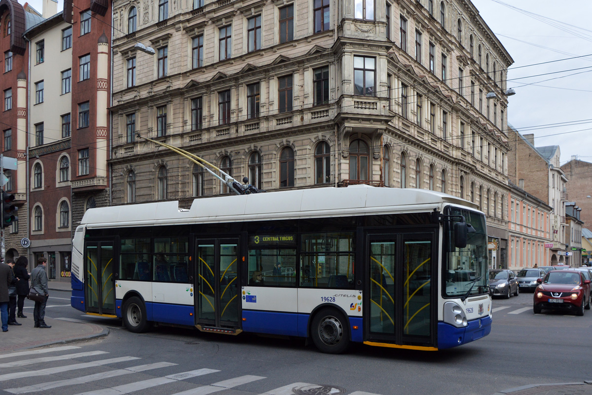 Рига, Škoda 24Tr Irisbus Citelis № 19628