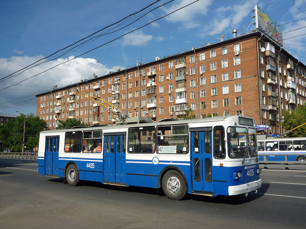 Moscou, ZiU-682G-012 [G0A] N°. 4435