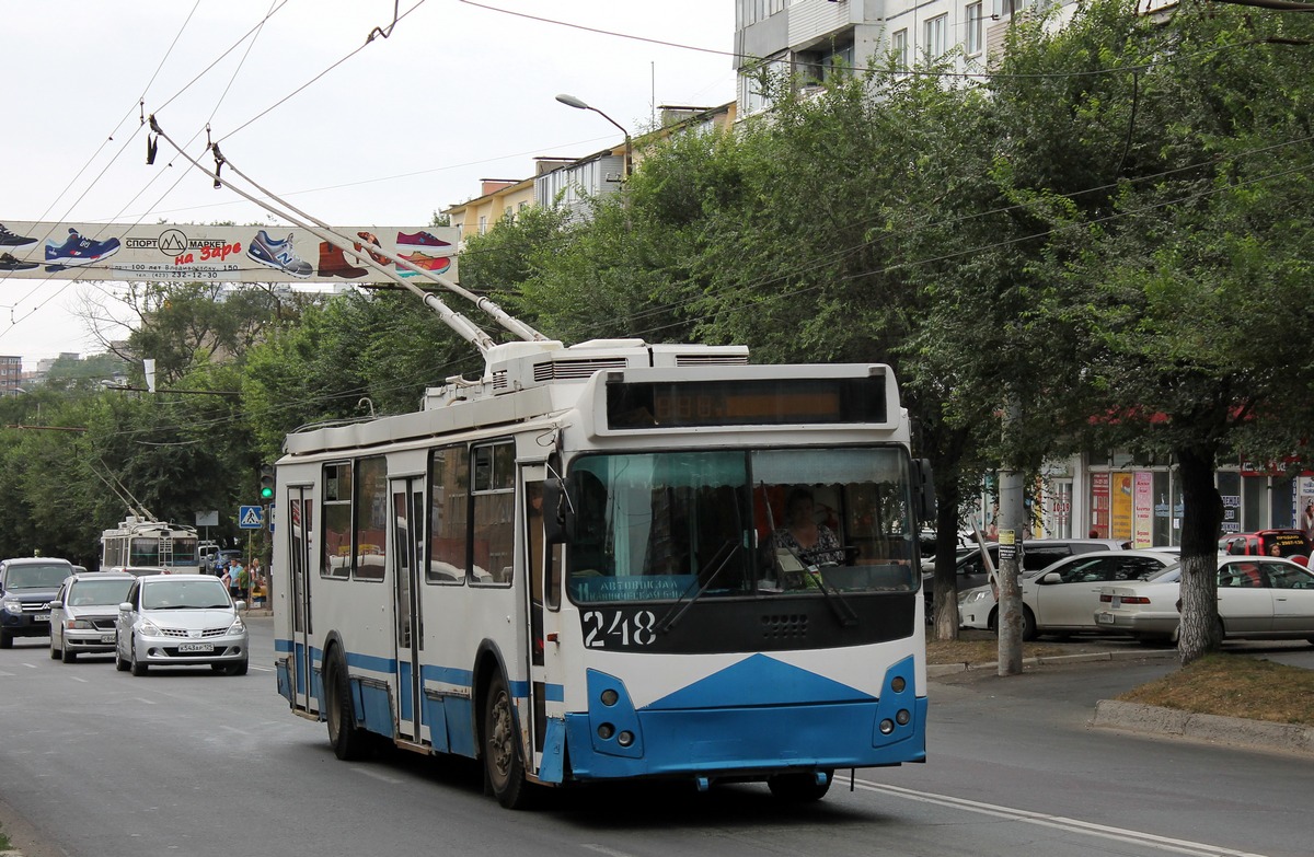 Владивосток, ЗиУ-682Г-016.02 № 248