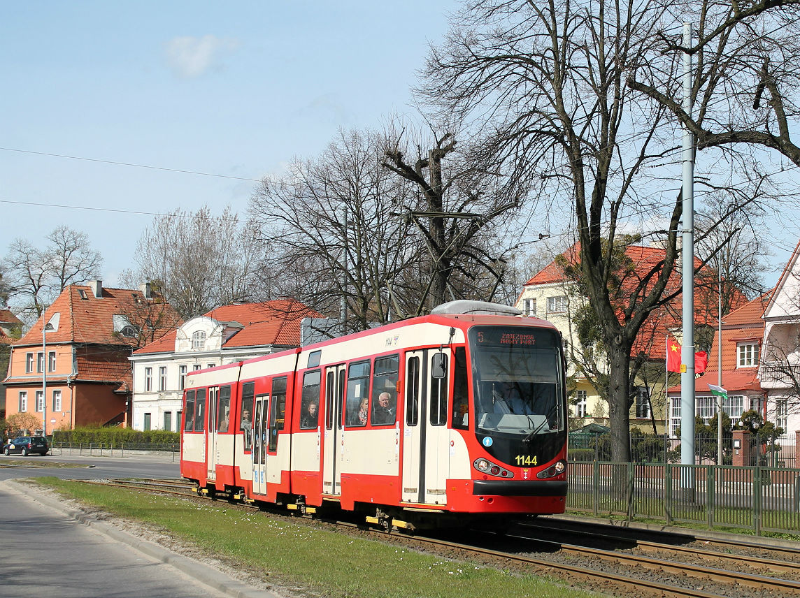 Gdańsk, Duewag N8C-MF 01 — 1144