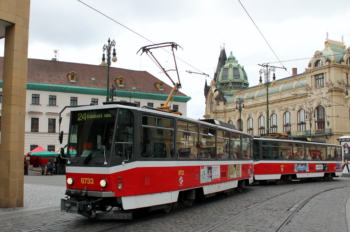 Прага, Tatra T6A5 № 8733