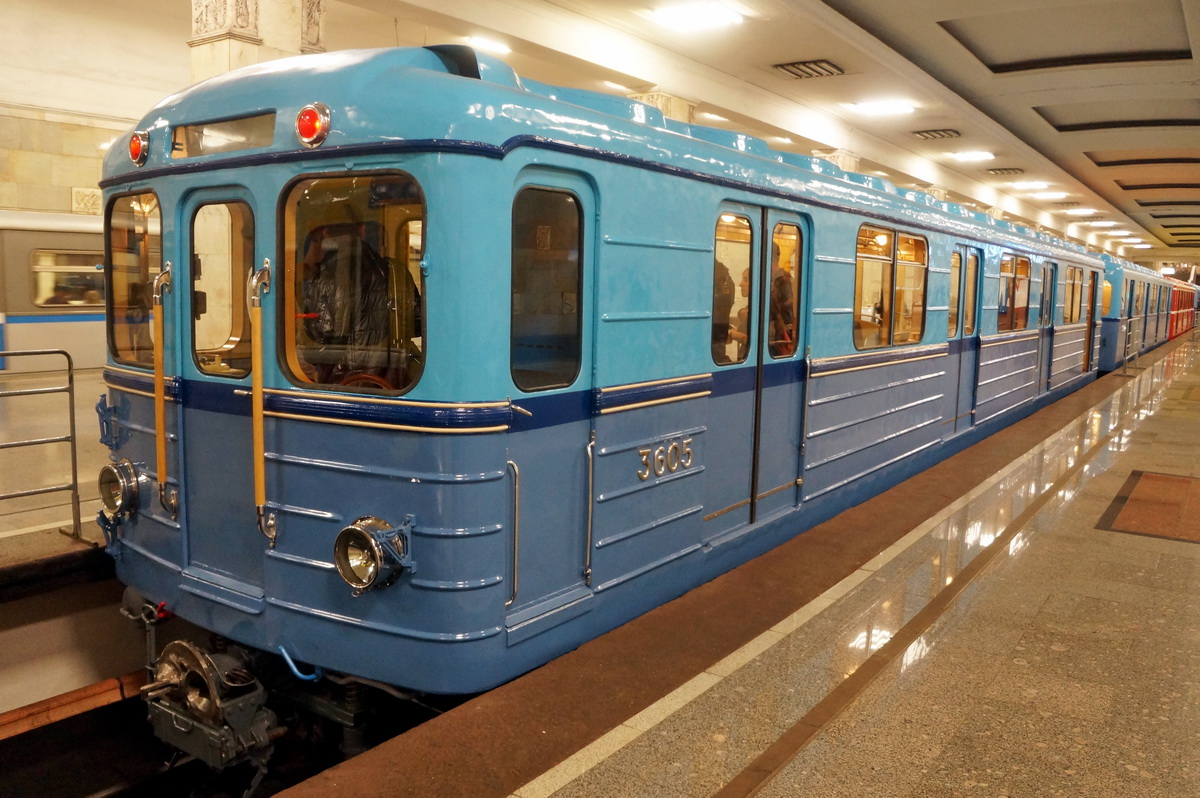 Москва, Е № 3605; Москва — Выставка подвижного состава и Парад поездов к 80-летию Московского метрополитена 15 — 19 мая 2015