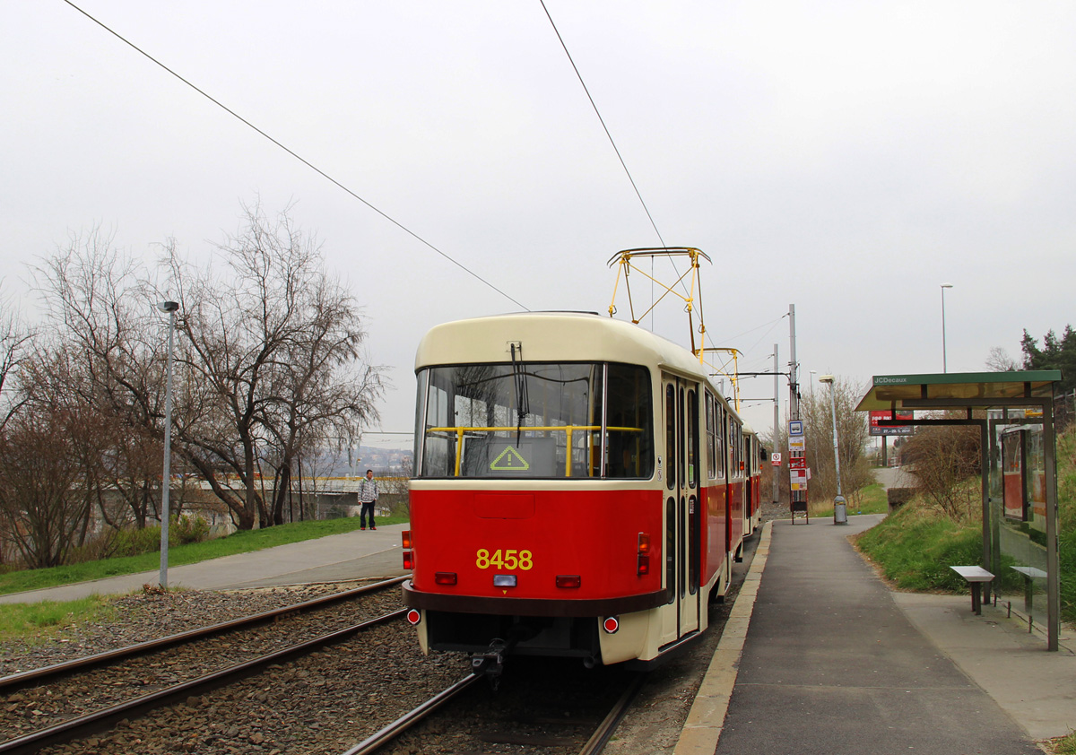 Прага, Tatra T3R.P № 8458