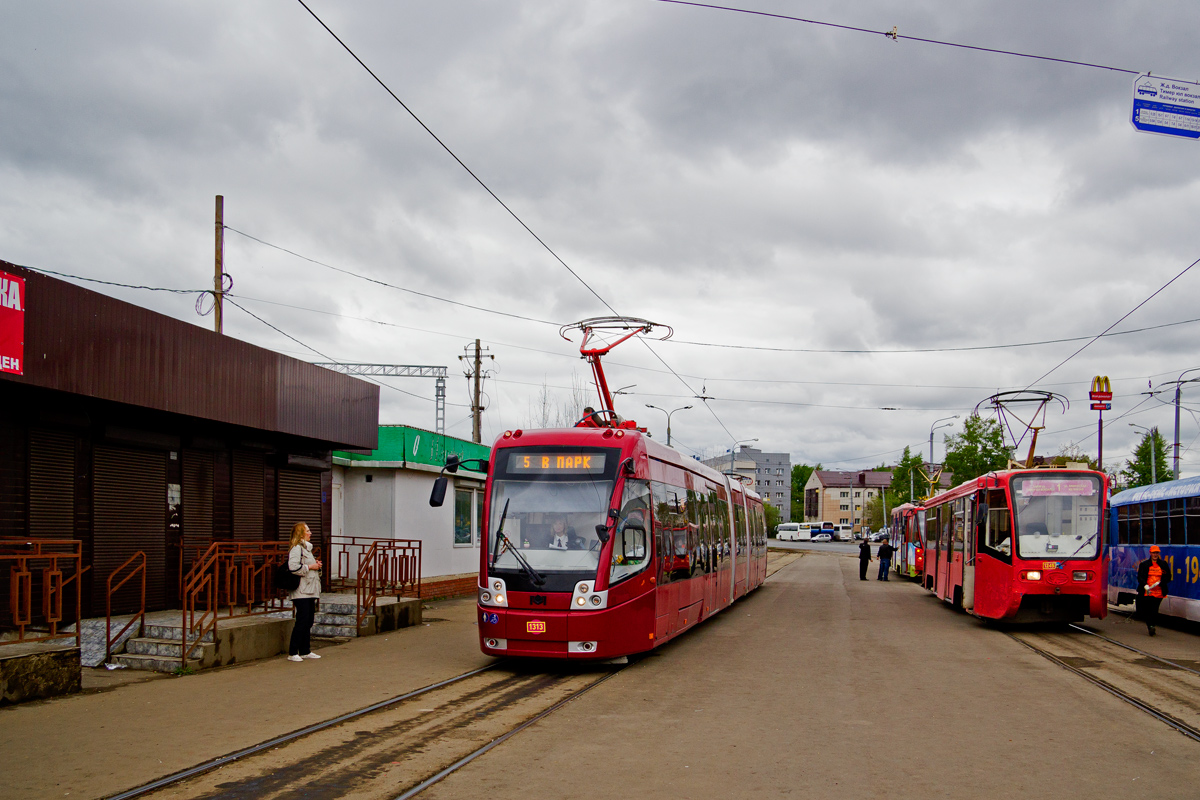 Казань, БКМ 84300М № 1313; Казань, 71-619К № 1245
