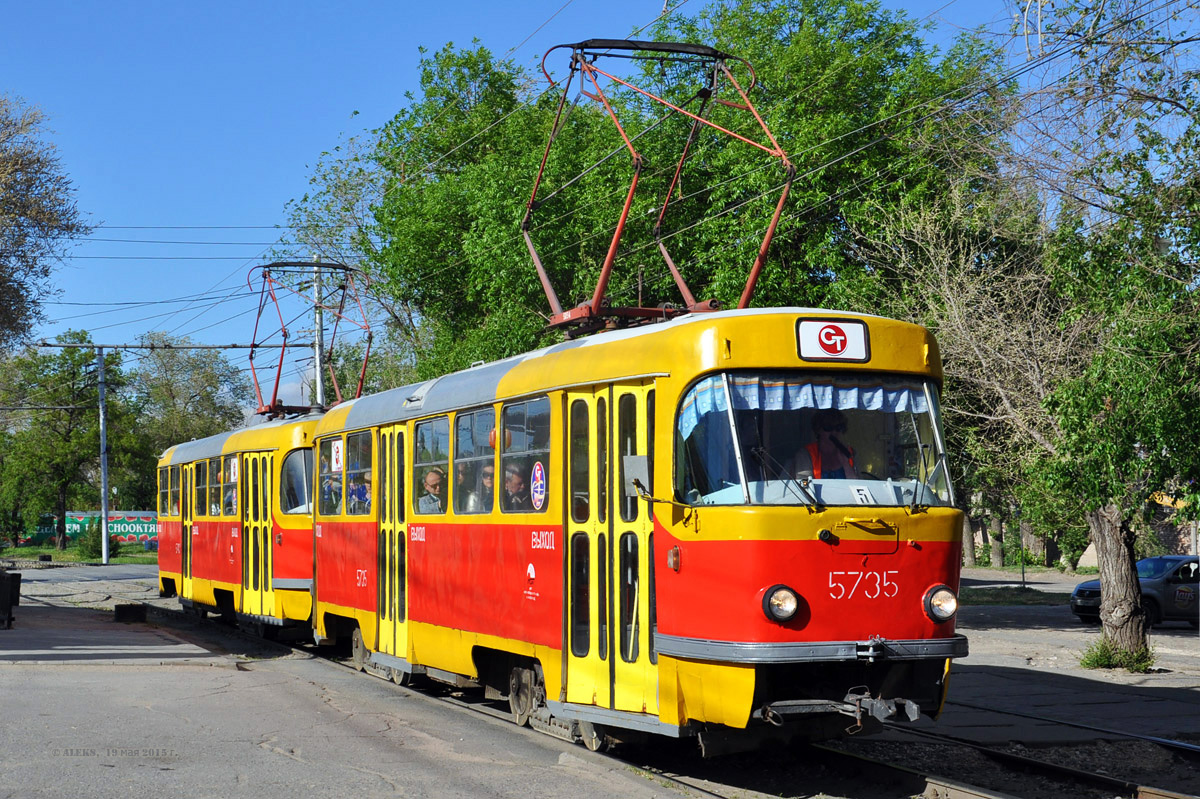 Волгоград, Tatra T3SU № 5735; Волгоград, Tatra T3SU № 5742