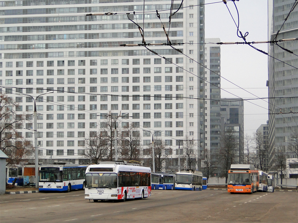 Moskva, SVARZ-6235.01 (BKM 32100M) № 7892