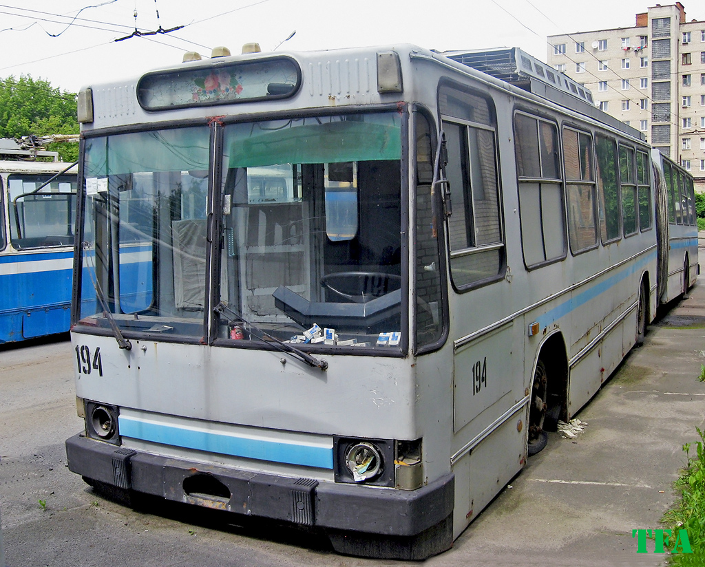 Луцк, ЮМЗ Т1 № 194