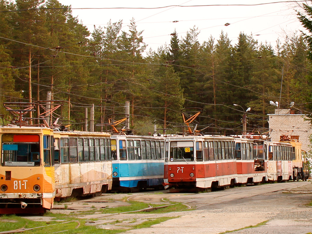Златоуст, 71-605 (КТМ-5М3) № 81; Златоуст, 71-605А № 7