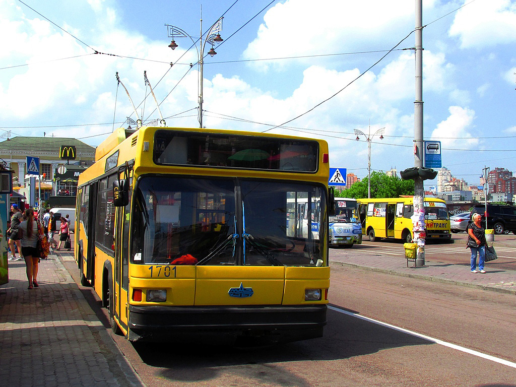 Киев, МАЗ-103Т № 1701