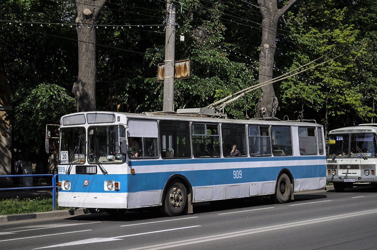 Самара, ЗиУ-682Г (СЗТМ) № 909