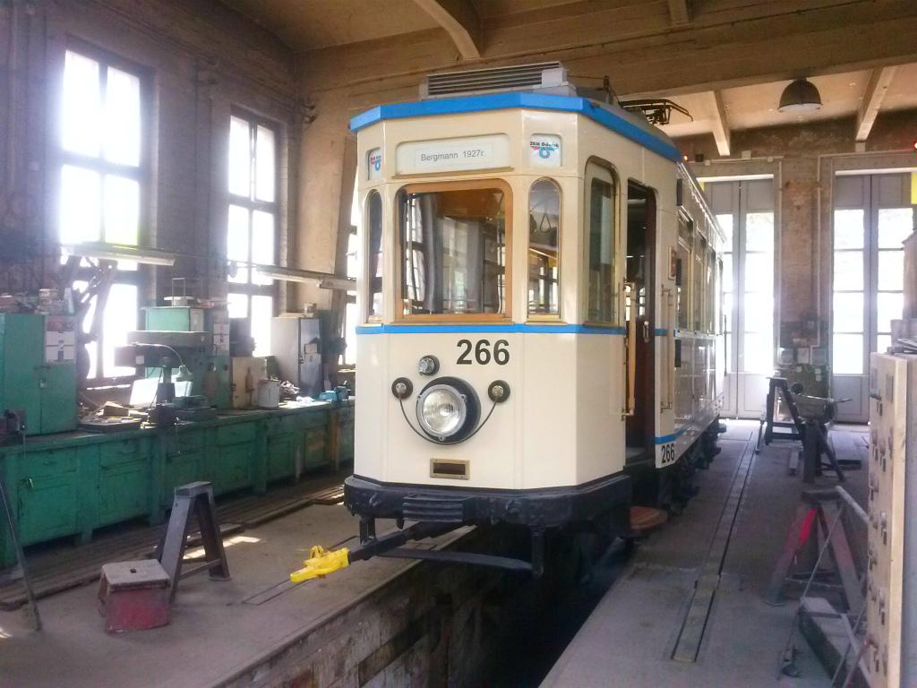 Гданьск, Двухосный моторный DWF № 266