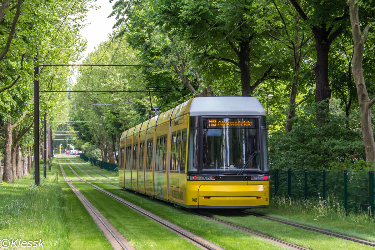 Берлин, Bombardier Flexity Berlin (GT8-08ER/F8E) № 8013