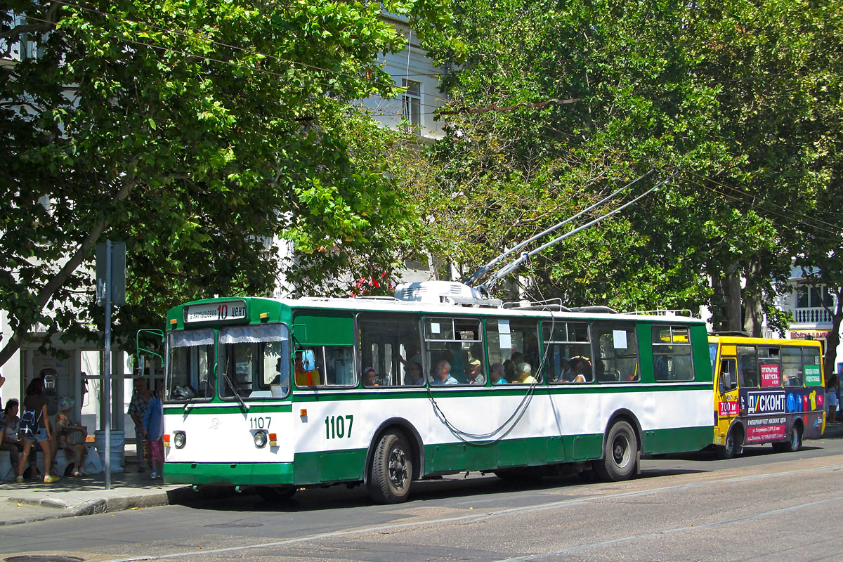 Севастополь, ЗиУ-682В [В00] № 1107