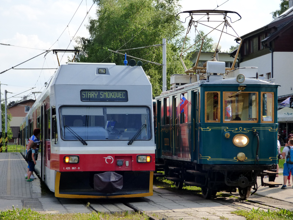 Высоке-Татры, Stadler GTW 2/6 № 425.957-8; Высоке-Татры, Двухосный моторный Ganz № 22