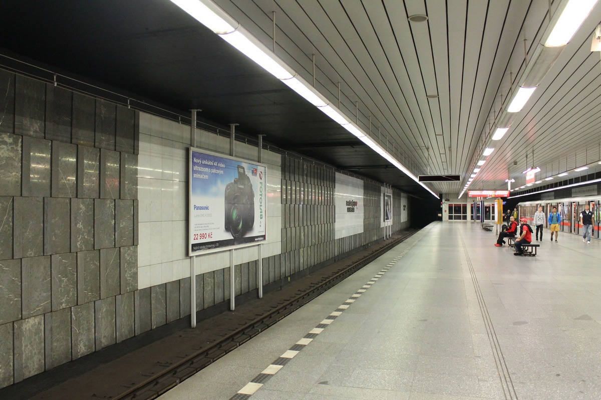 Прага — Метрополитен: линия C