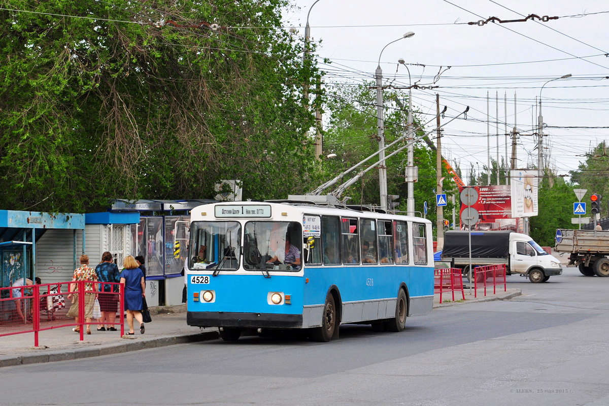 Волгоград, ЗиУ-682В-012 [В0А] № 4528