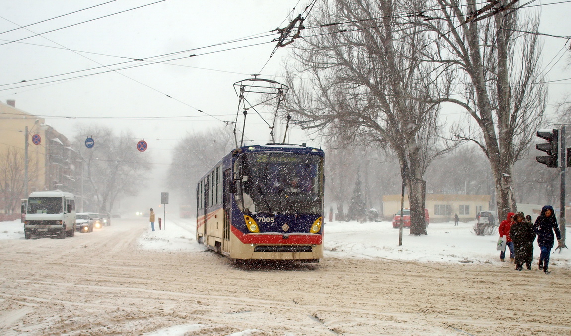 Odesa, K1 č. 7005; Odesa — 27.12–30.12.2014 — Snowfall and Its Aftermath