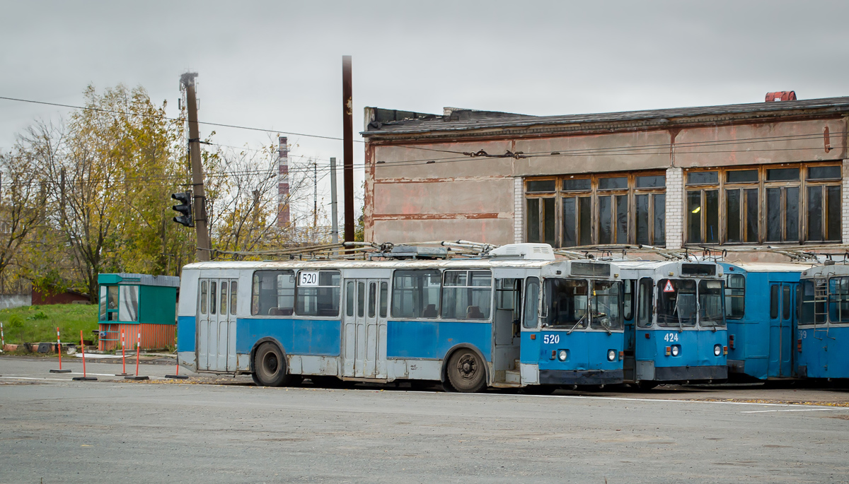 Киров, ЗиУ-682Г [Г00] № 520