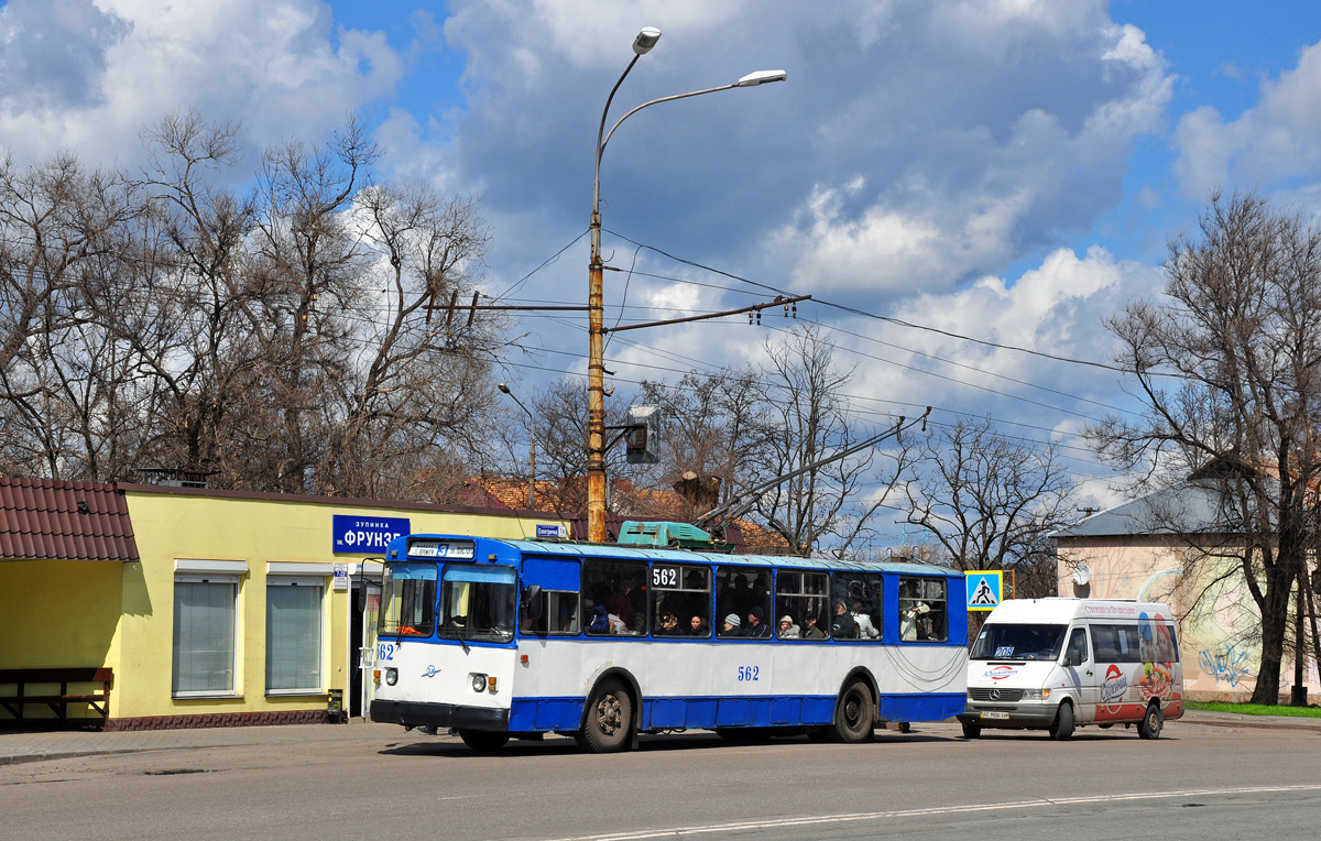 Кривой Рог, ЗиУ-682В-012 [В0А] № 562