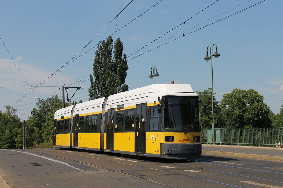 Берлин, Bombardier GT6N-ZR № 2028