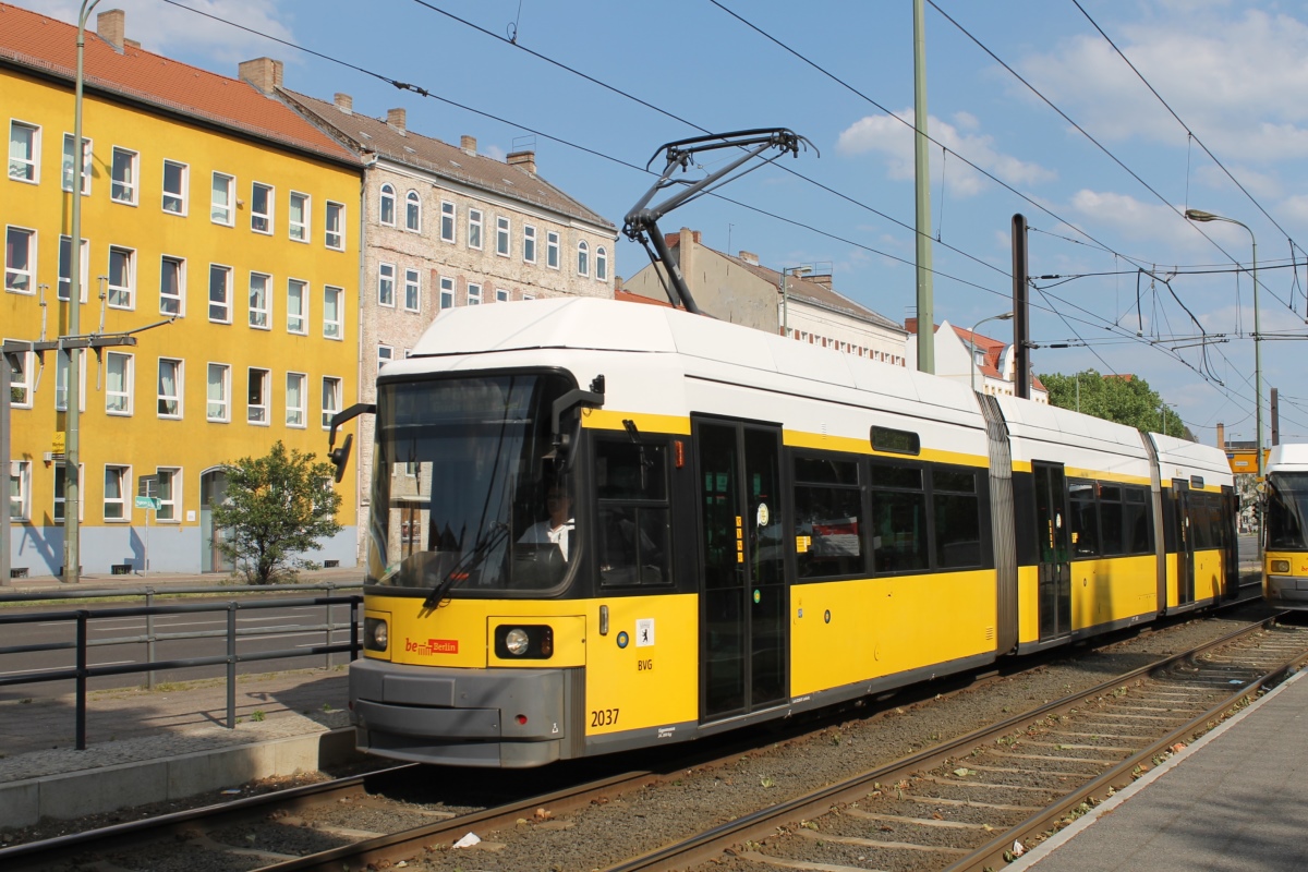 Берлин, Bombardier GT6N-ZR № 2037