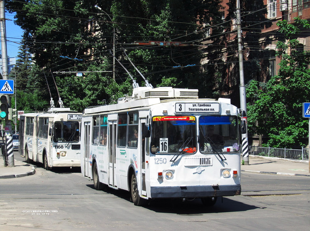 Саратов, ЗиУ-682Г-016.02 № 1250