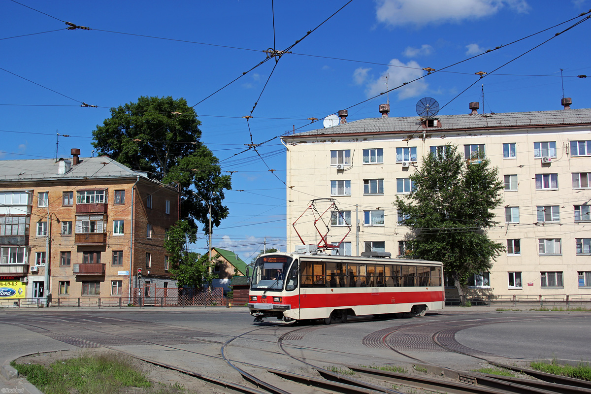 Yekaterinburg, 71-405 Br. 020