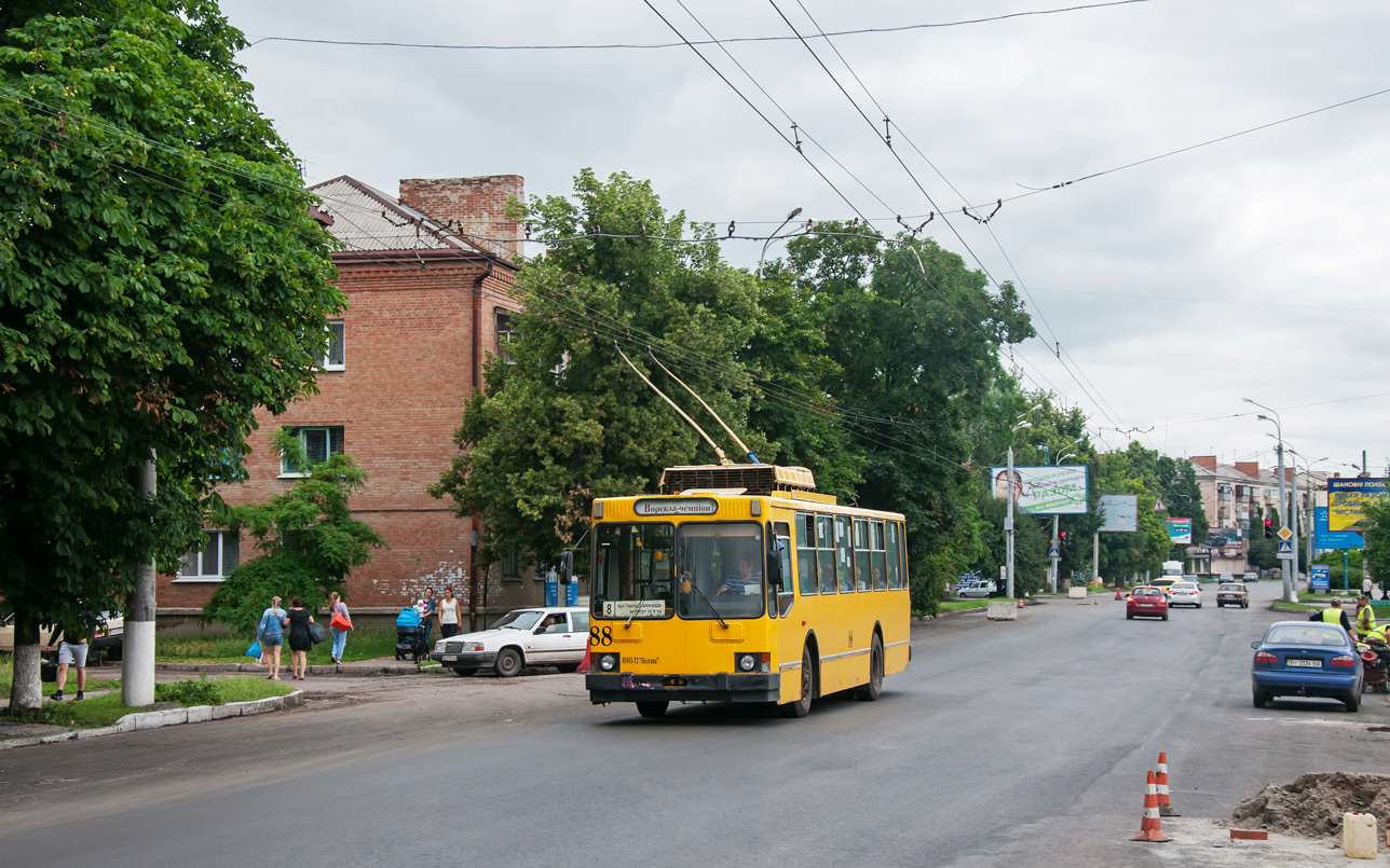 Полтава, ЮМЗ Т2 № 88