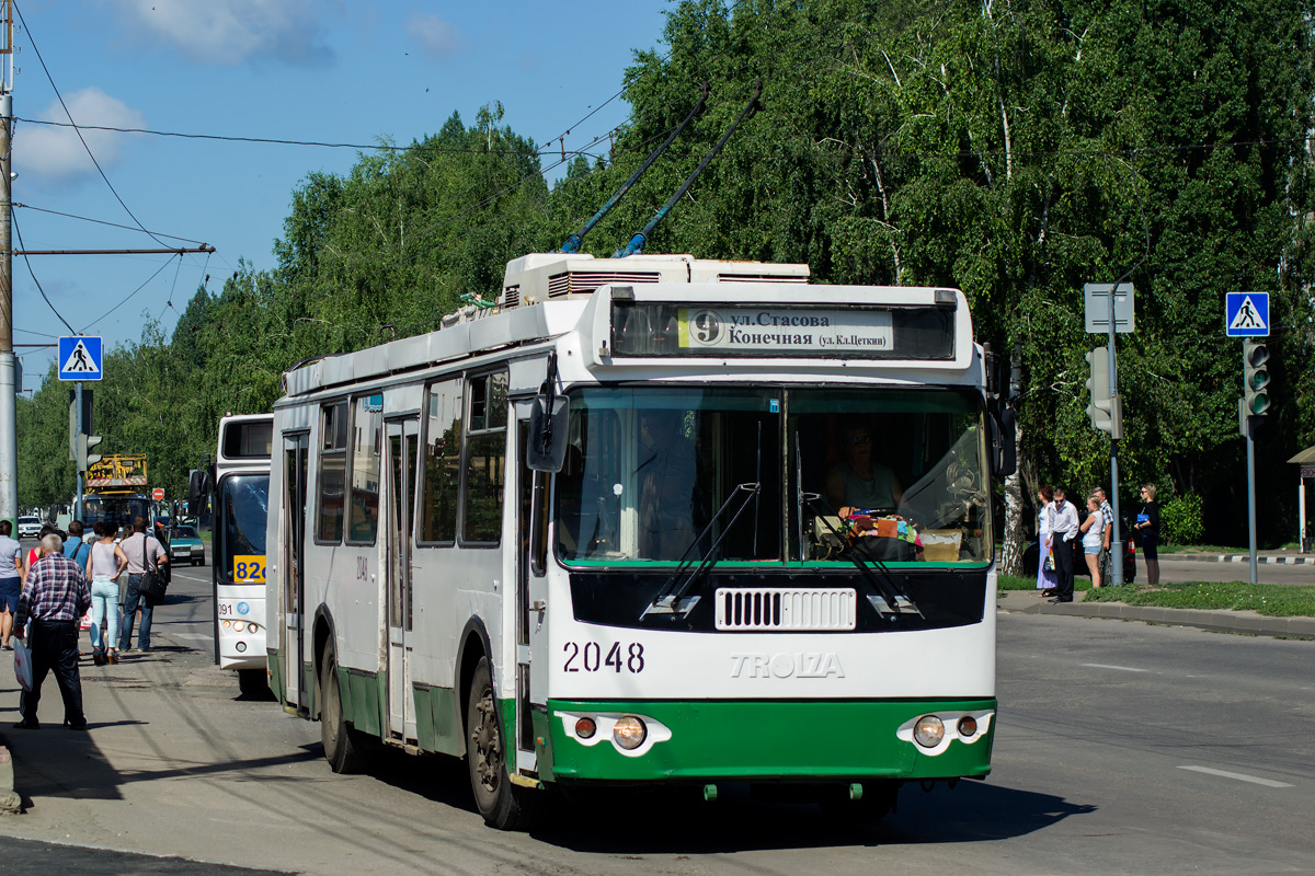 Пенза, ЗиУ-682Г-016.02 № 2048
