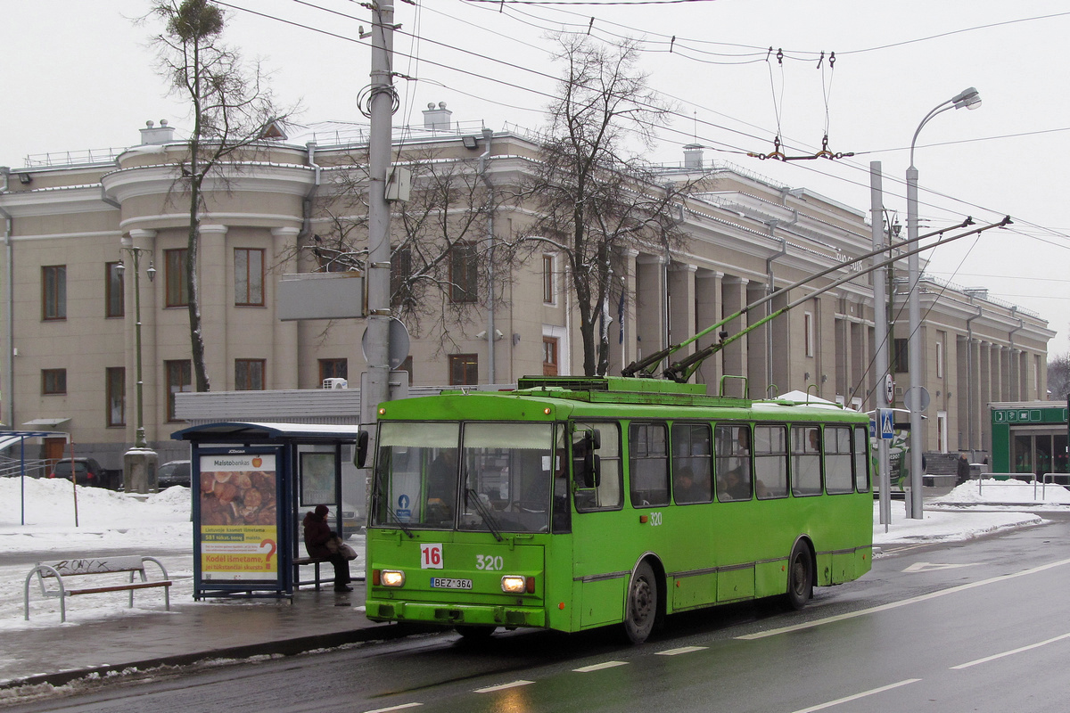 Каунас, Škoda 14Tr89/6 № 320