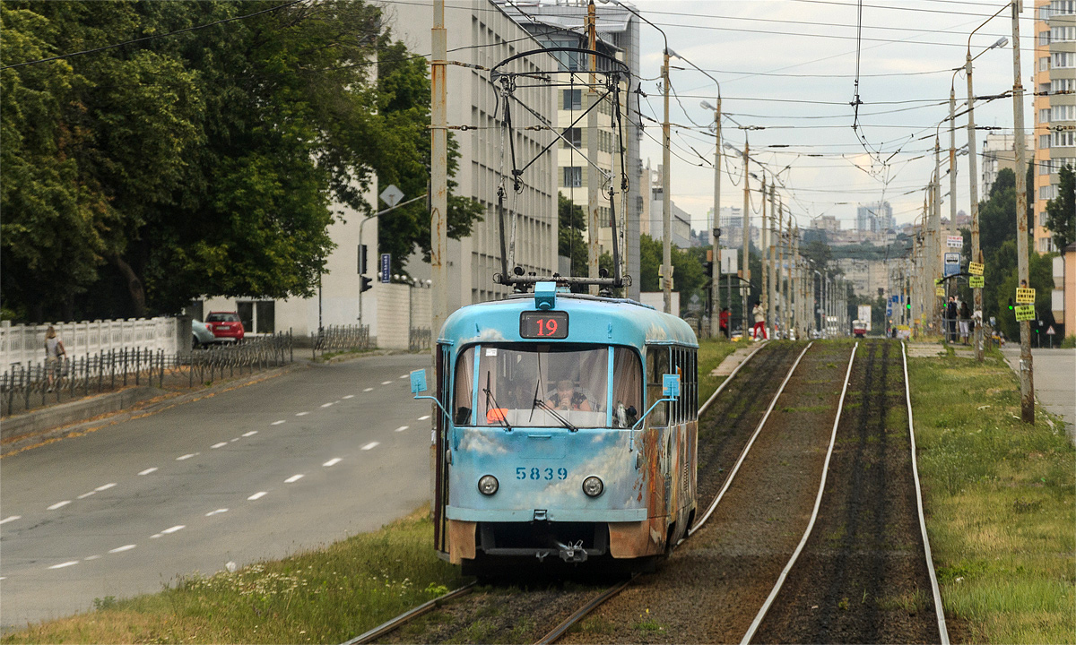 Киев, Tatra T3SU № 5839