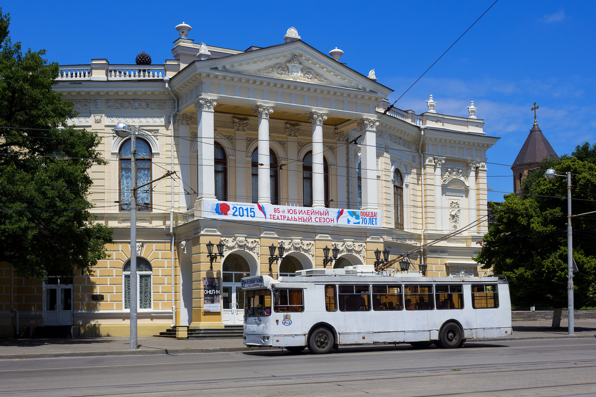 Ростов-на-Дону, ЗиУ-682Г-016.02 (с широкой 1-й дверью) № 318