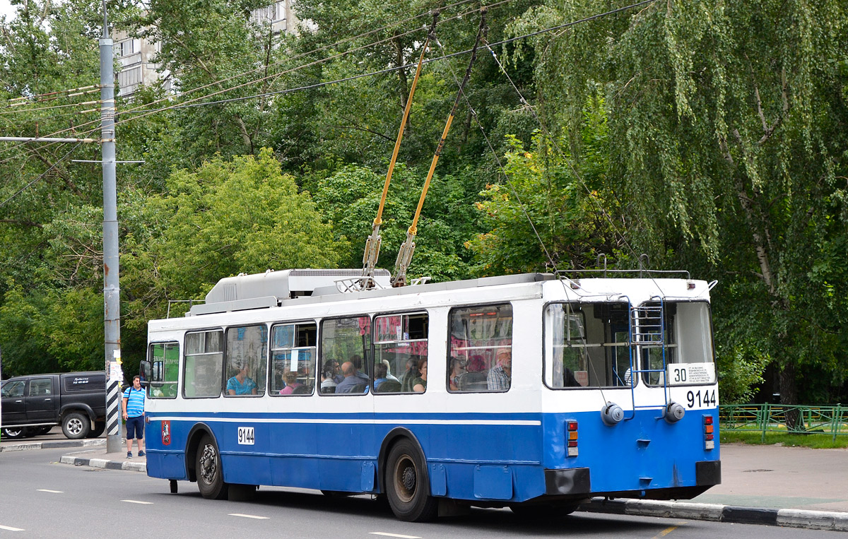 Москва, ЗиУ-682ГМ1 (с широкой передней дверью) № 9144