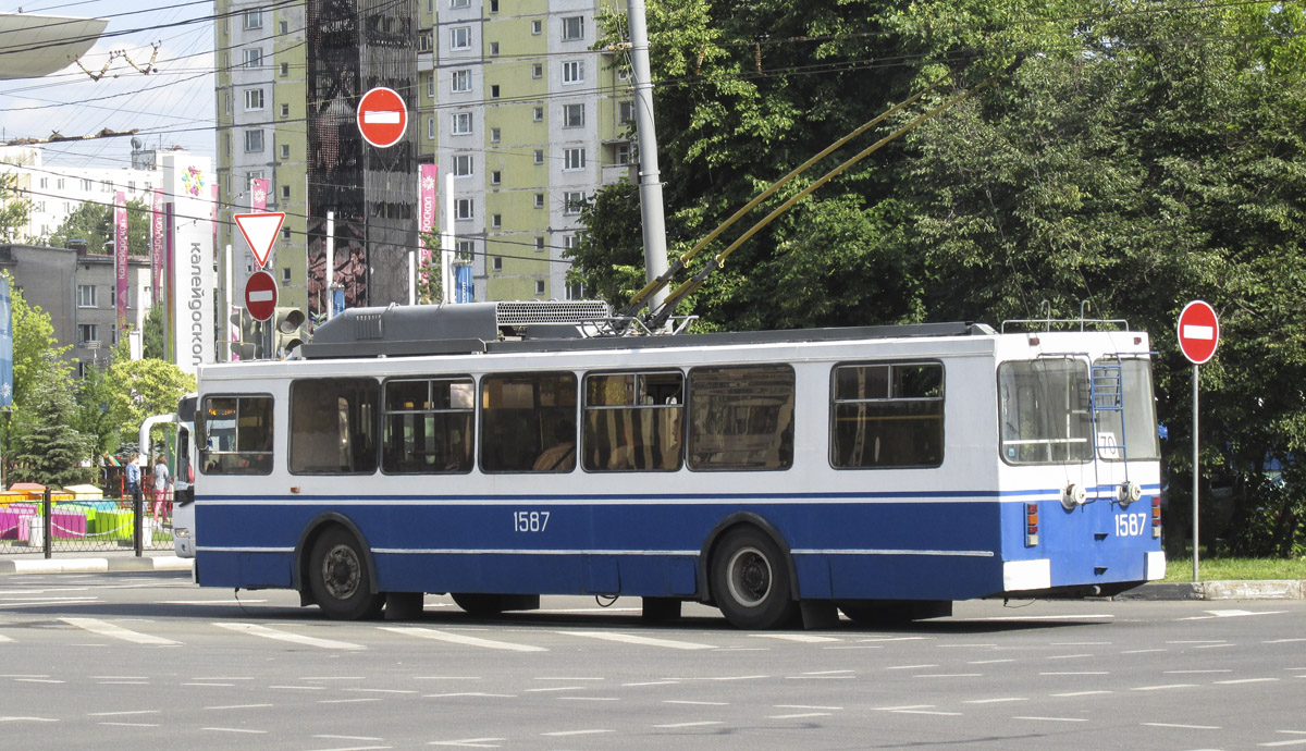 Moskva, ZiU-682GM1 (with double first door) № 1587