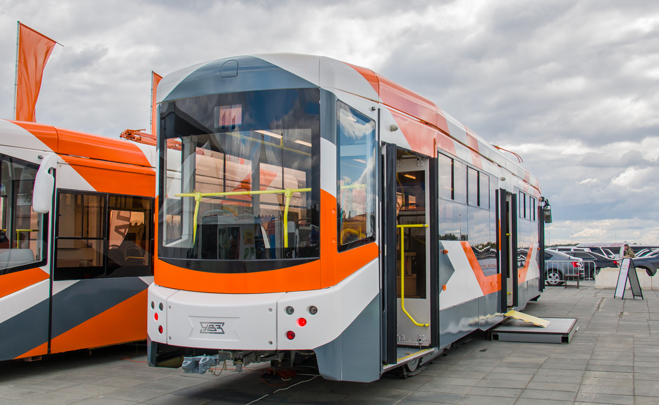 Jekaterynburg, 71-407-01 Nr 980; Jekaterynburg — “INNOPROM-2015“