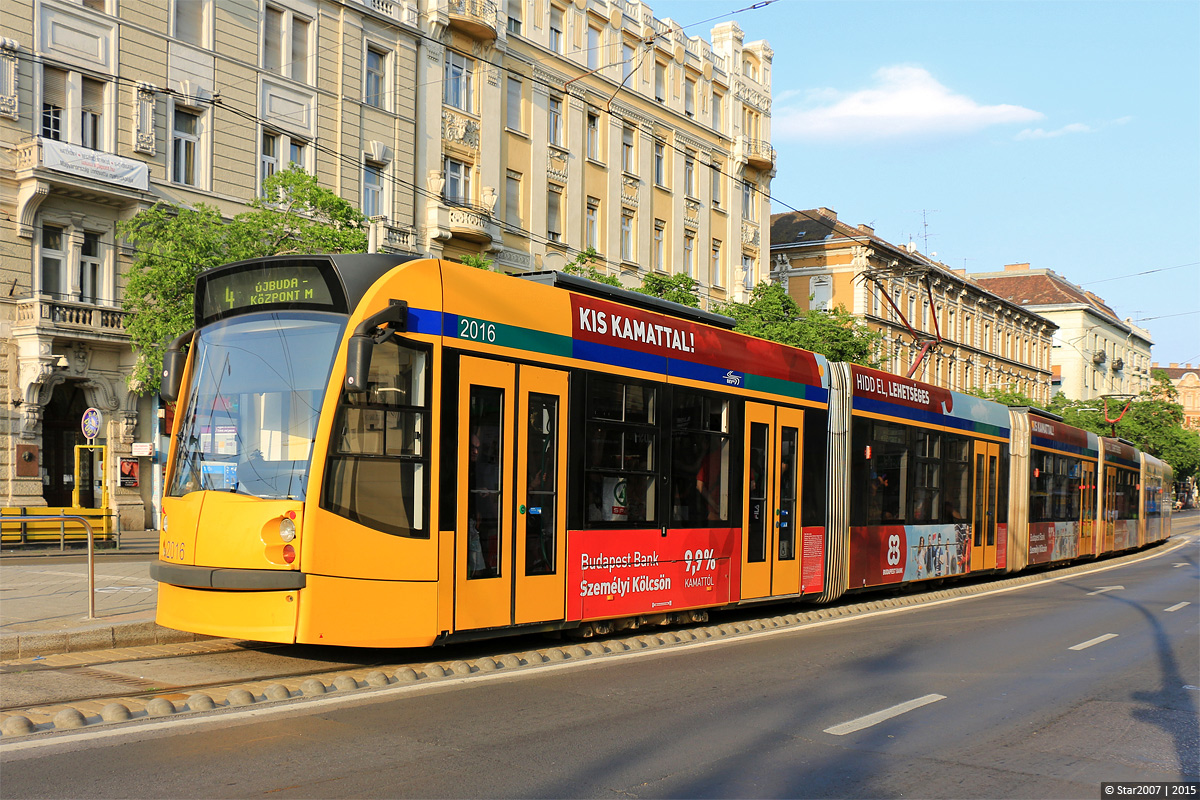 Budapest, Siemens Combino Supra NF12B — 2016