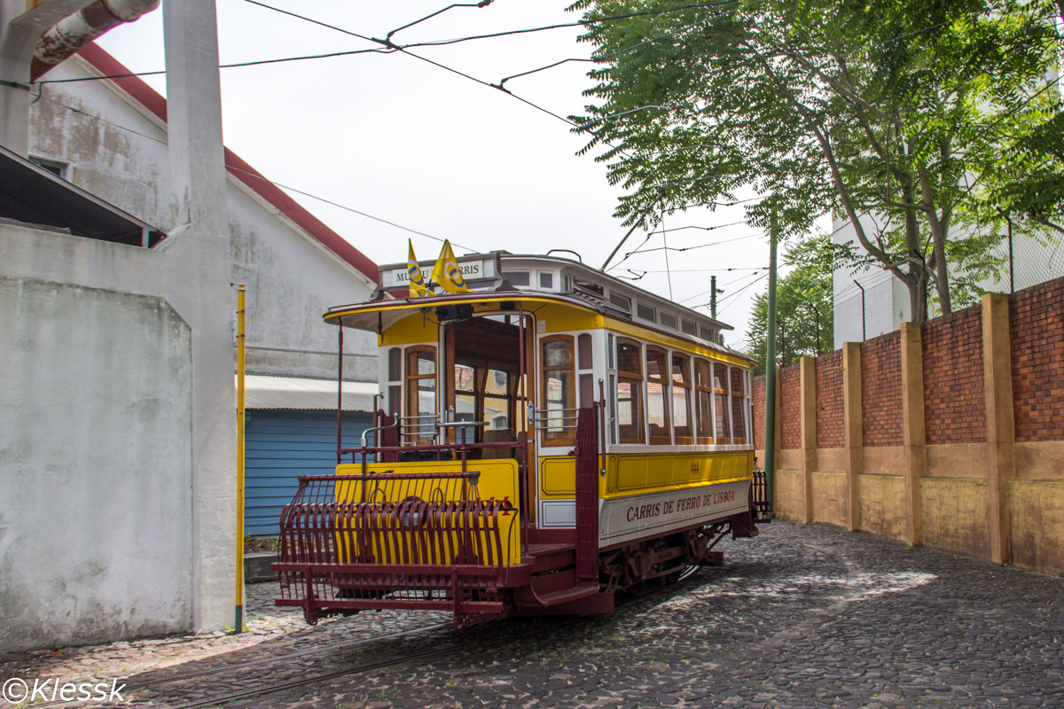 Лиссабон, Двухосный моторный St. Louis № 444; Лиссабон — Трамваи: Museu da Carris; Лиссабон — Трамваи: Депо Санту-Амару Лиссабон, Двухосный моторный St. Louis № 444; Лиссабон — Трамваи: Museu da Carris; Лиссабон — Трамваи: Депо Санту-Амару
