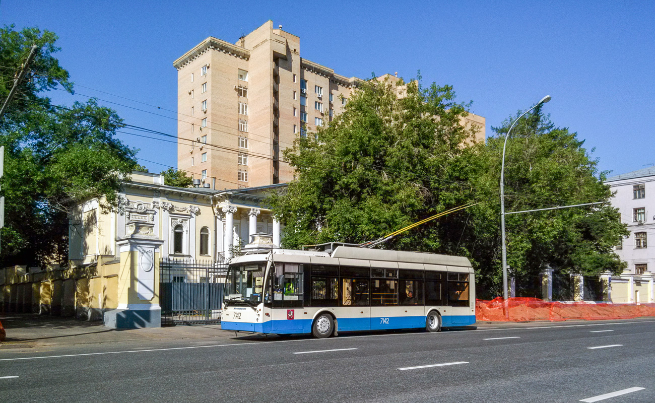 Москва, Тролза-5265.00 «Мегаполис» № 7142