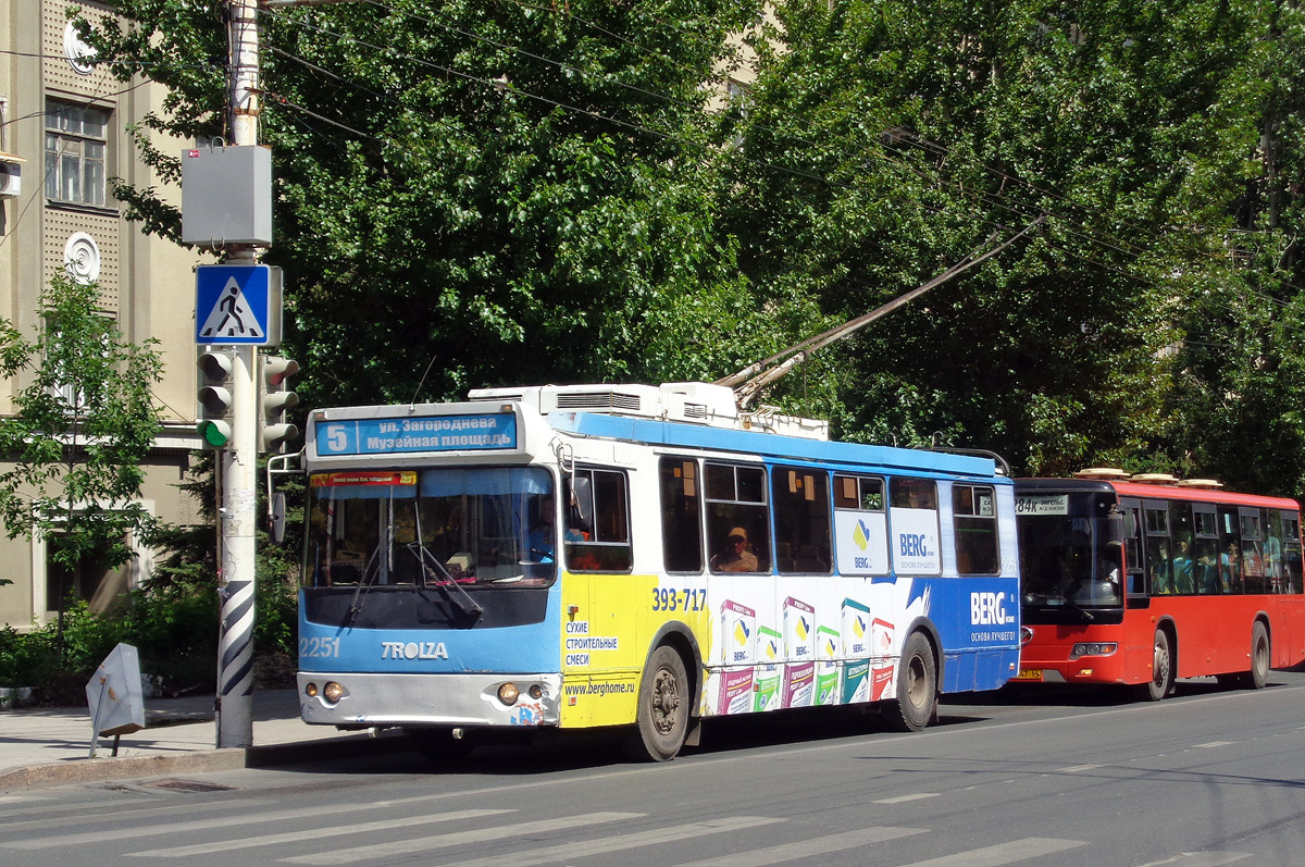 Саратов, ЗиУ-682Г-016.02 № 2251